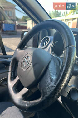 Грузовой фургон Opel Vivaro 2014 в 