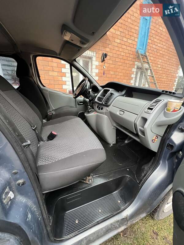 Мінівен Opel Vivaro 2012 в Ковелі