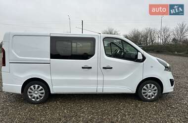 Минивэн Opel Vivaro 2016 в Дубно