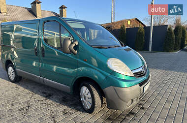 Грузовой фургон Opel Vivaro 2012 в Кропивницком