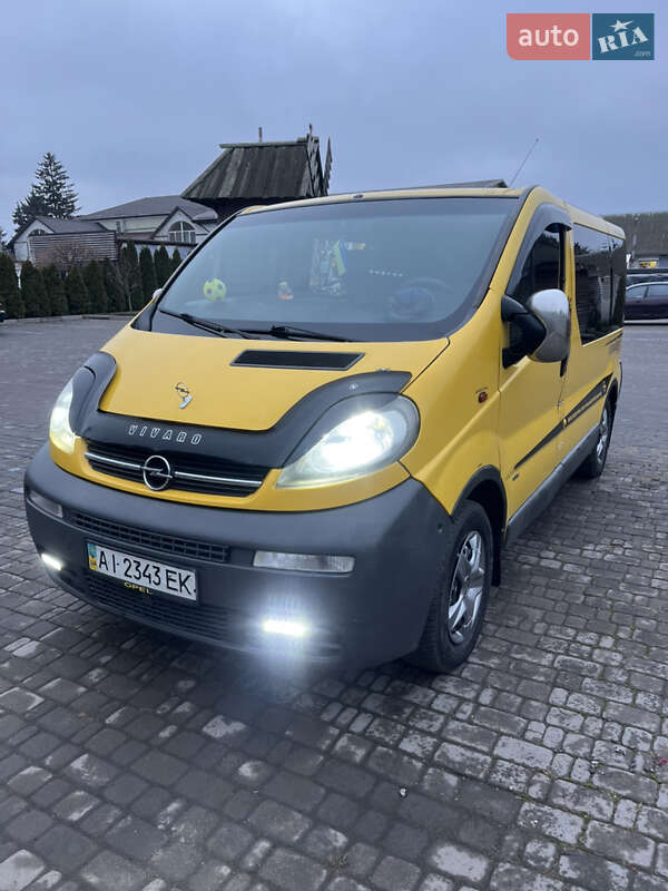 Opel Vivaro 2004