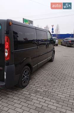 Мінівен Opel Vivaro 2013 в Рівному