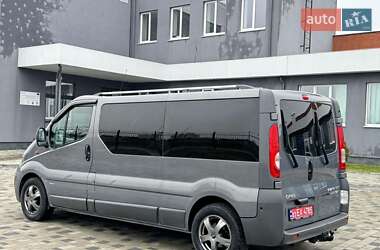 Мінівен Opel Vivaro 2013 в Львові