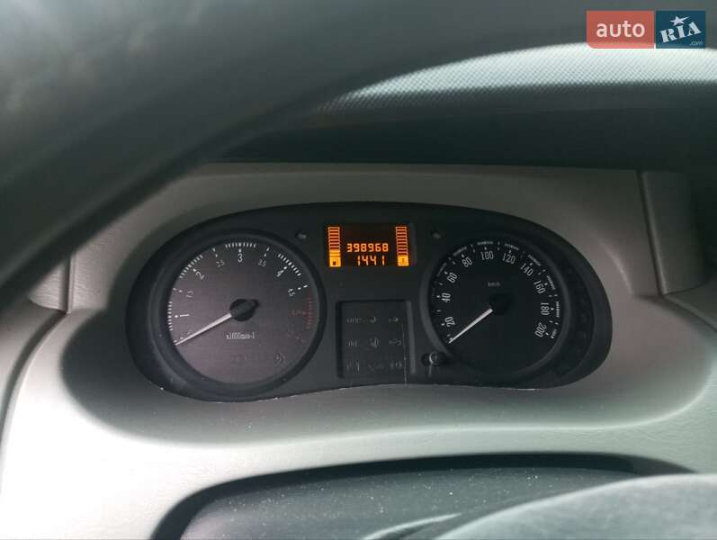 Минивэн Opel Vivaro 2008 в Кременце