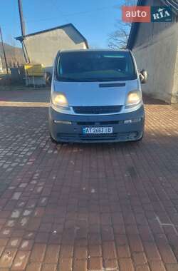 Мінівен Opel Vivaro 2003 в Яремчі