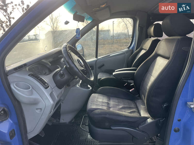 Минивэн Opel Vivaro 2002 в Лысянке