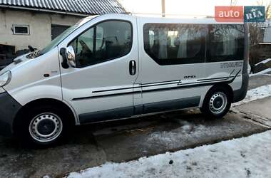 Мінівен Opel Vivaro 2005 в Івано-Франківську