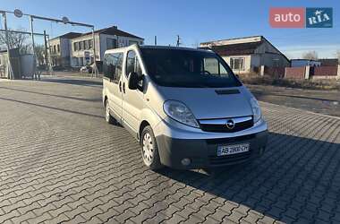 Минивэн Opel Vivaro 2010 в 