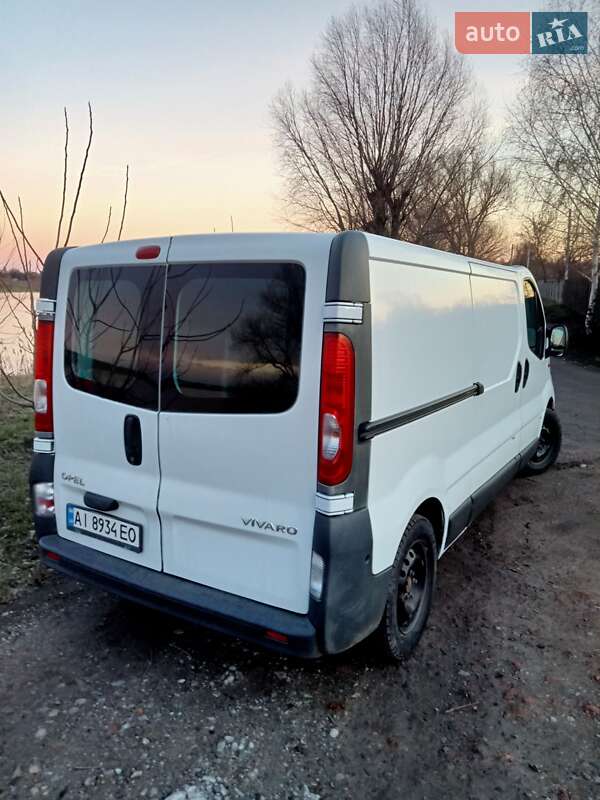 Грузовой фургон Opel Vivaro 2010 в Белой Церкви