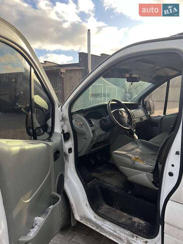 Минивэн Opel Vivaro 2005 в Ковеле