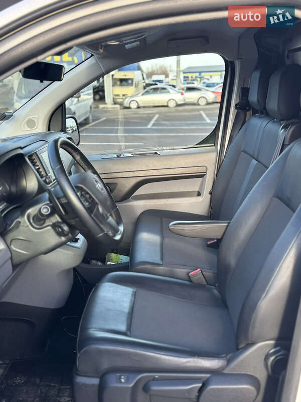 Грузовой фургон Opel Vivaro 2020 в Львове