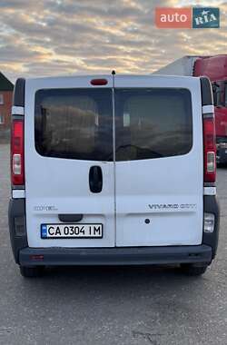 Мінівен Opel Vivaro 2008 в Києві