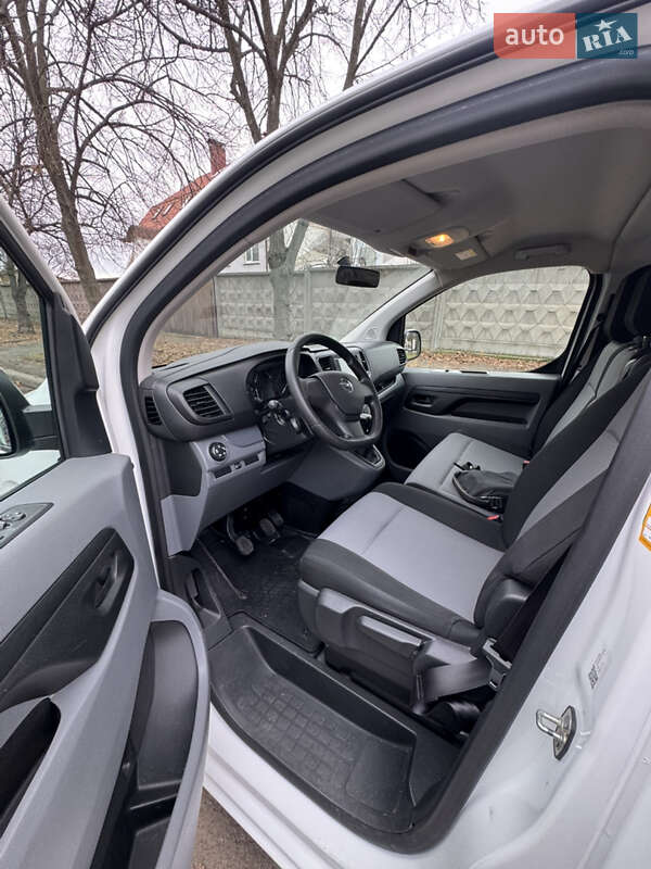 Мінівен Opel Vivaro 2020 в Києві