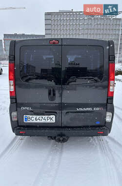 Мінівен Opel Vivaro 2009 в Львові