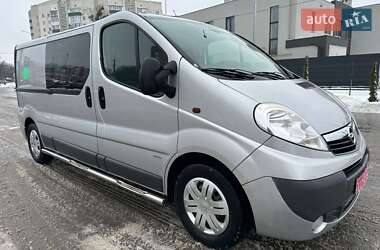 Минивэн Opel Vivaro 2014 в Луцке