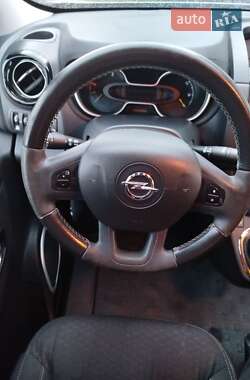 Минивэн Opel Vivaro 2015 в 