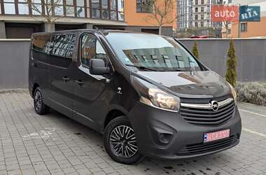 Минивэн Opel Vivaro 2015 в Ивано-Франковске