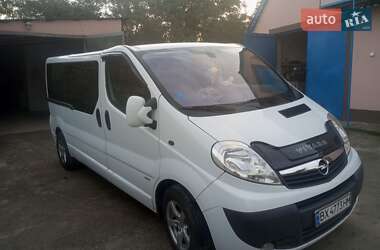 Минивэн Opel Vivaro 2014 в 