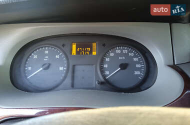 Минивэн Opel Vivaro 2008 в 