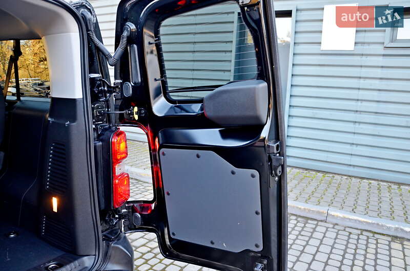Минивэн Opel Vivaro 2020 в Ивано-Франковске