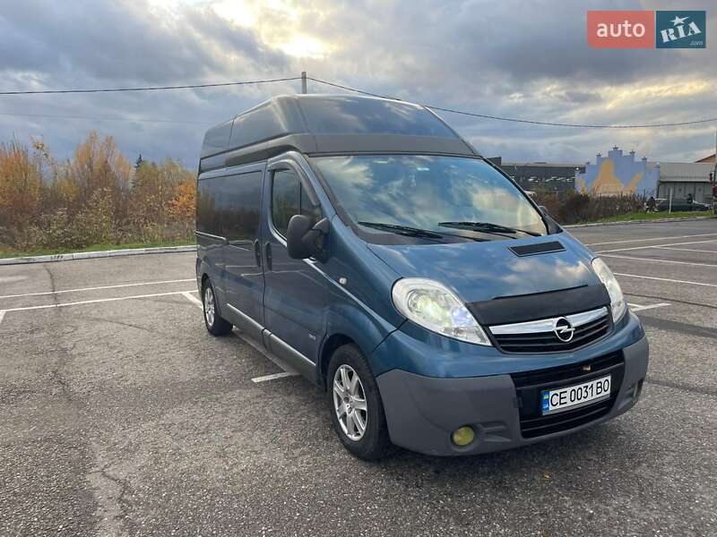 Opel Vivaro 2006
