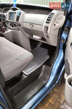 Минивэн Opel Vivaro 2008 в 