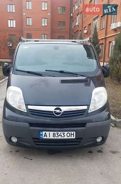 Вантажний фургон Opel Vivaro 2013 в Харкові