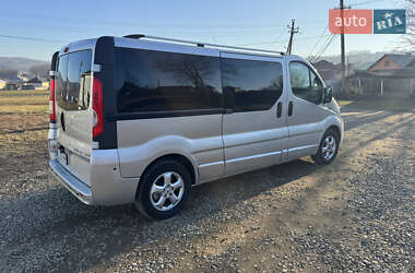 Мінівен Opel Vivaro 2012 в Чернівцях