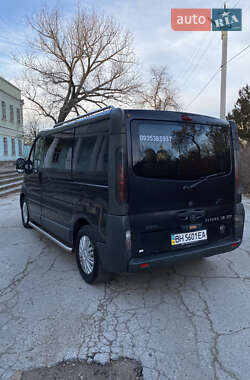 Мінівен Opel Vivaro 2003 в Ізмаїлі