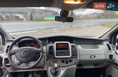 Мінівен Opel Vivaro 2013 в Коломиї