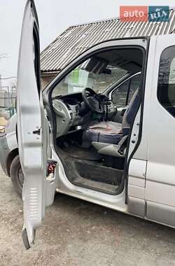 Минивэн Opel Vivaro 2003 в 