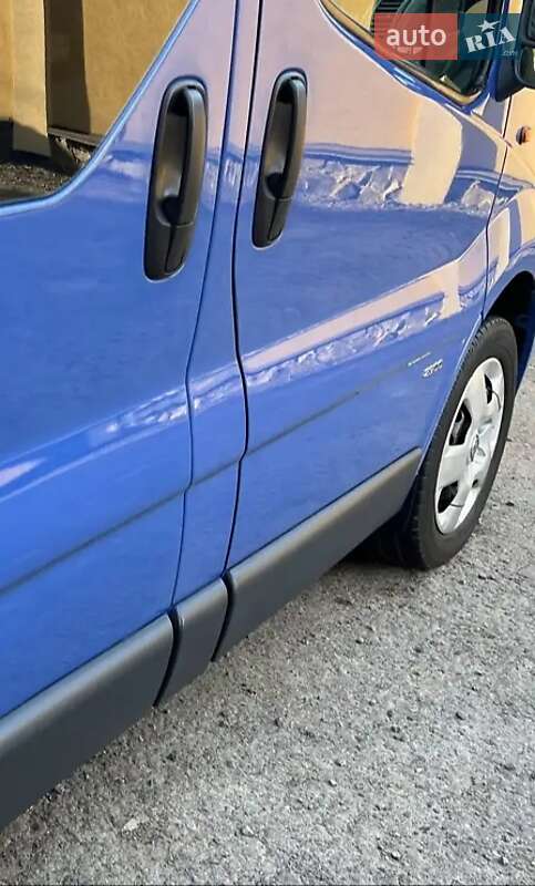 Минивэн Opel Vivaro 2011 в Умани