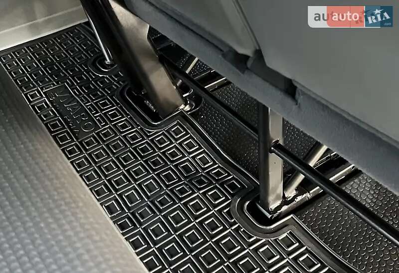 Минивэн Opel Vivaro 2011 в Умани