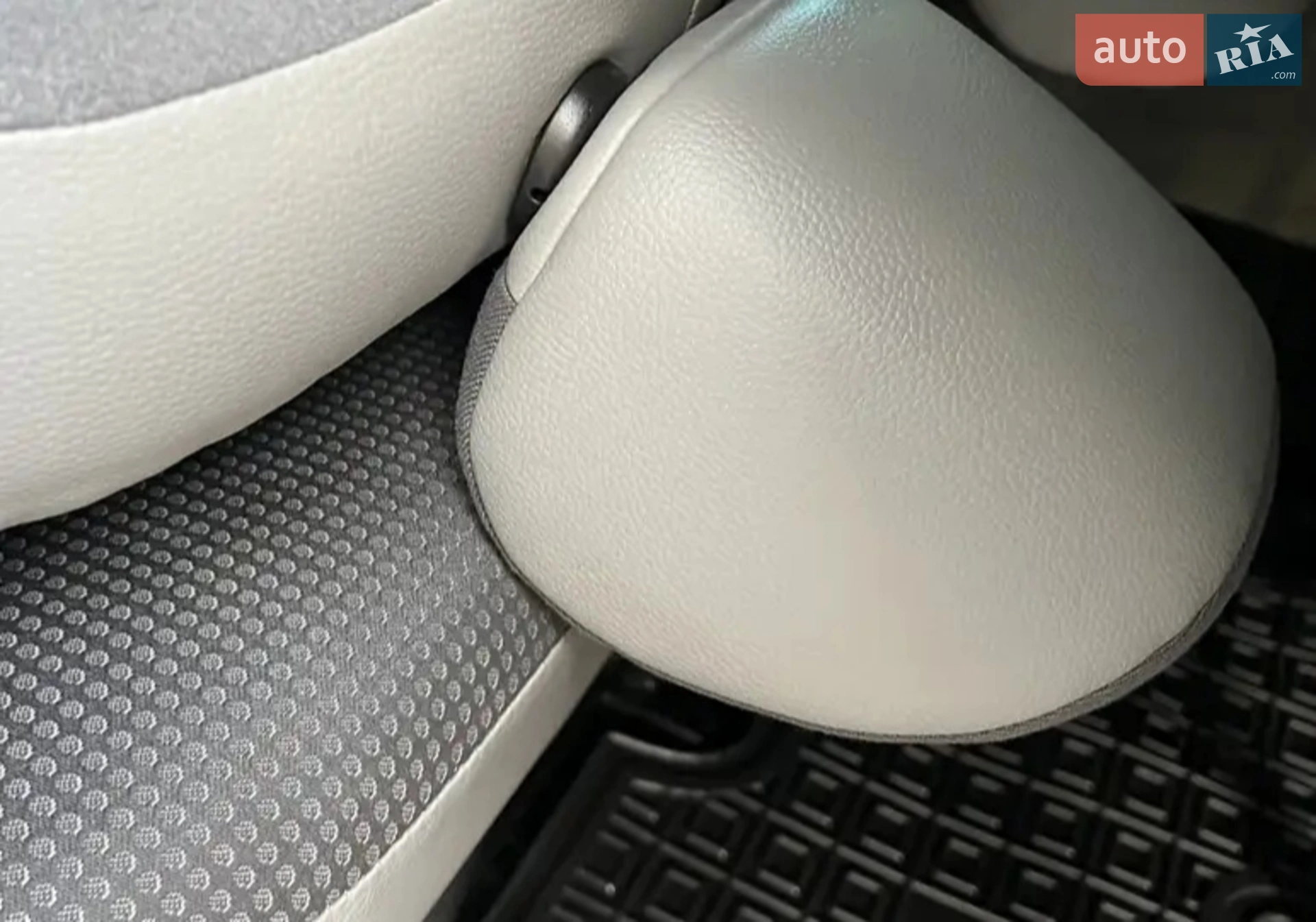 2011 Opel Vivaro - мініатюра 66