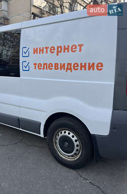 Грузопассажирский фургон Opel Vivaro 2013 в 