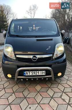 Мінівен Opel Vivaro 2008 в Коломиї