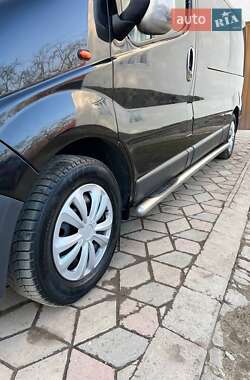 Мінівен Opel Vivaro 2008 в Коломиї