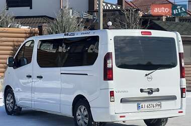 Мінівен Opel Vivaro 2016 в Києві