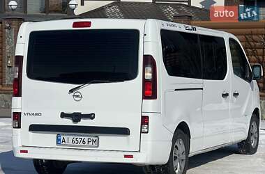 Мінівен Opel Vivaro 2016 в Києві