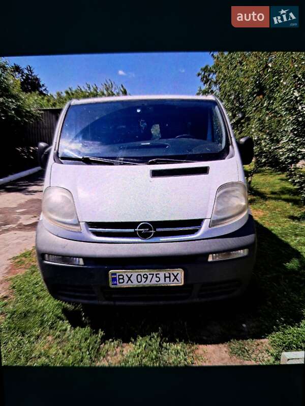 Минивэн Opel Vivaro 2002 в Красилове