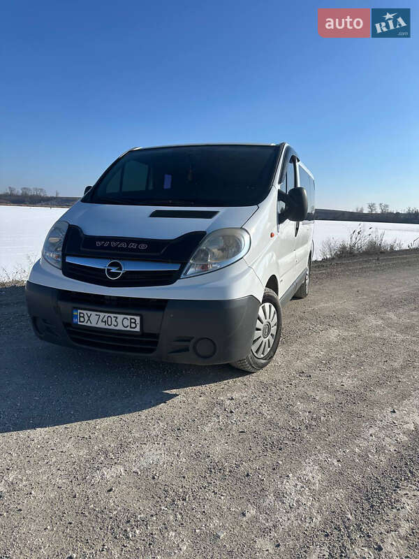 Мінівен Opel Vivaro 2009 в 