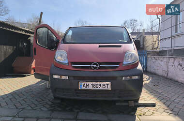 Грузовой фургон Opel Vivaro 2001 в Коростышеве