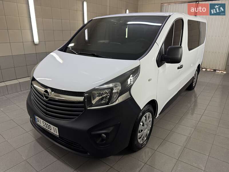 Opel Vivaro 2015