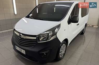 Мінівен Opel Vivaro 2015 в Умані