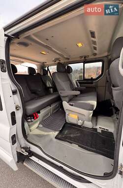 Минивэн Opel Vivaro 2013 в 