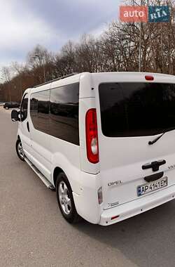 Минивэн Opel Vivaro 2013 в 