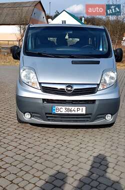 Грузопассажирский фургон Opel Vivaro 2014 в Львове