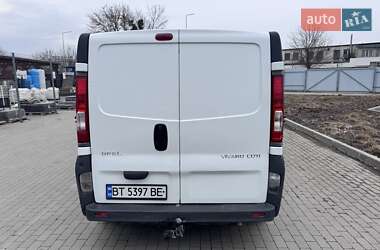 Грузовой фургон Opel Vivaro 2011 в Виннице