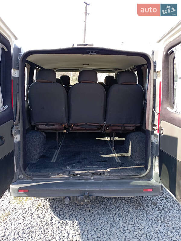 Минивэн Opel Vivaro 2009 в Дунаевцах