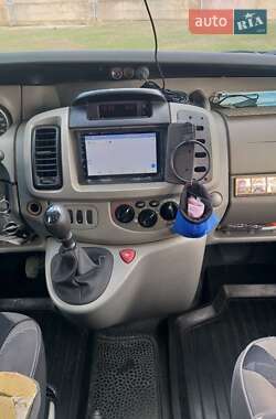 Мінівен Opel Vivaro 2004 в 